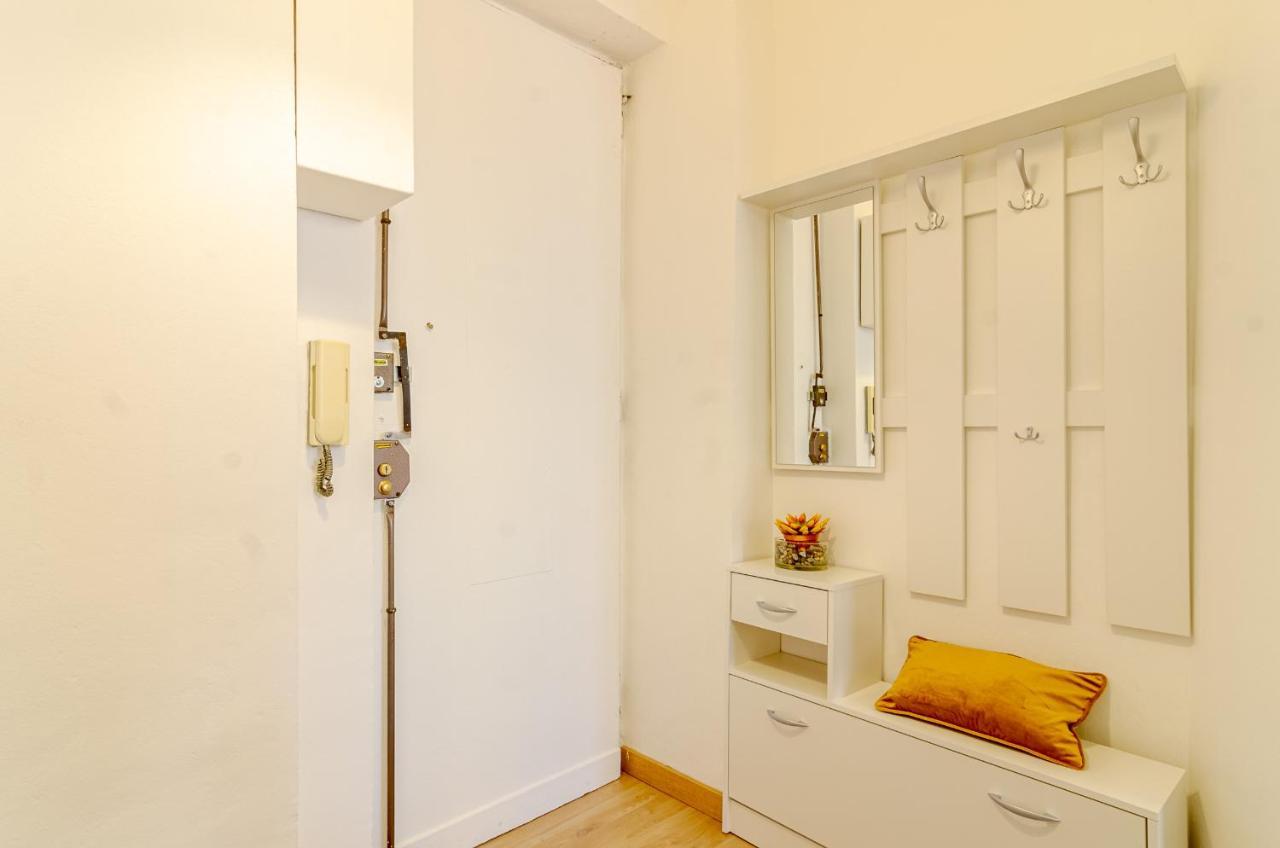 Cenisia District : Bright Sunflower Mini Flat Турин Экстерьер фото