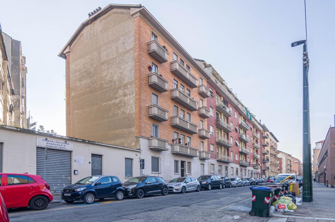 Cenisia District : Bright Sunflower Mini Flat Турин Экстерьер фото