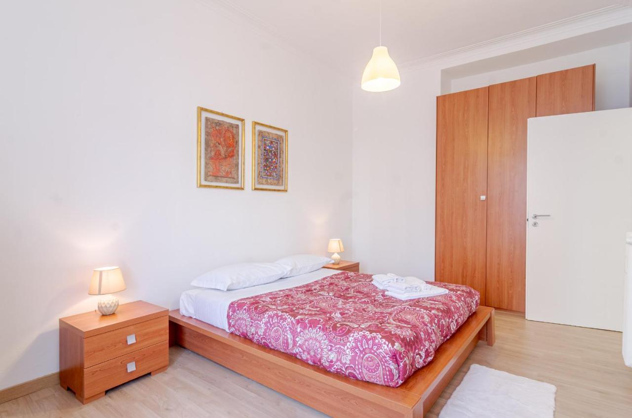 Cenisia District : Bright Sunflower Mini Flat Турин Экстерьер фото